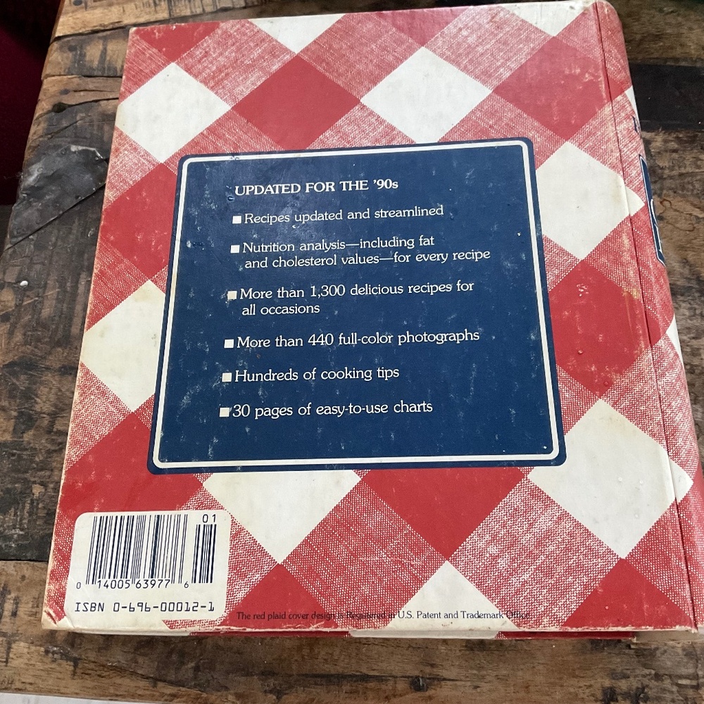 Better Homes and Gardens cook book - Picture 12 of 12